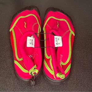 Norty Vibrant Pink and Green Aqua Socks/Water Shoes